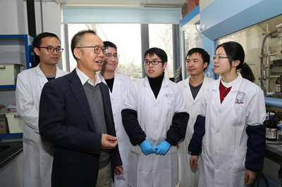 南開(kāi)大學(xué)周其林院士團(tuán)隊(duì)成果斬獲國(guó)家自然科學(xué)獎(jiǎng)一等獎(jiǎng)，彰顯基礎(chǔ)研究原始創(chuàng)新力量